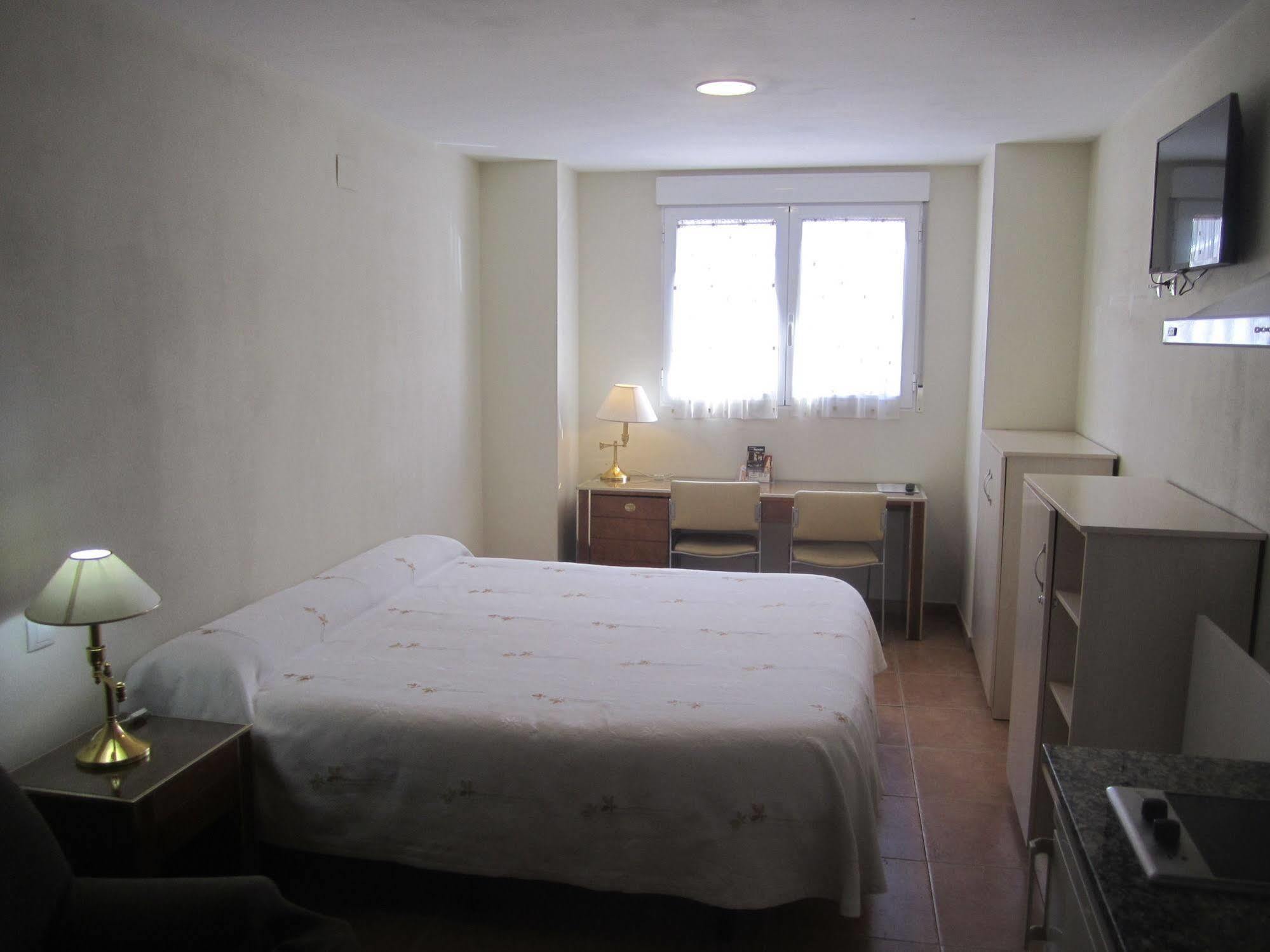 Hostal El Estudio อันมานซา ภายนอก รูปภาพ
